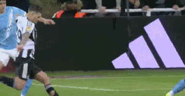 乐鱼体育官方网站-2-0！哈兰德低迷，塞门约2战造3球，曼城复仇纽卡，3天后再战曼联