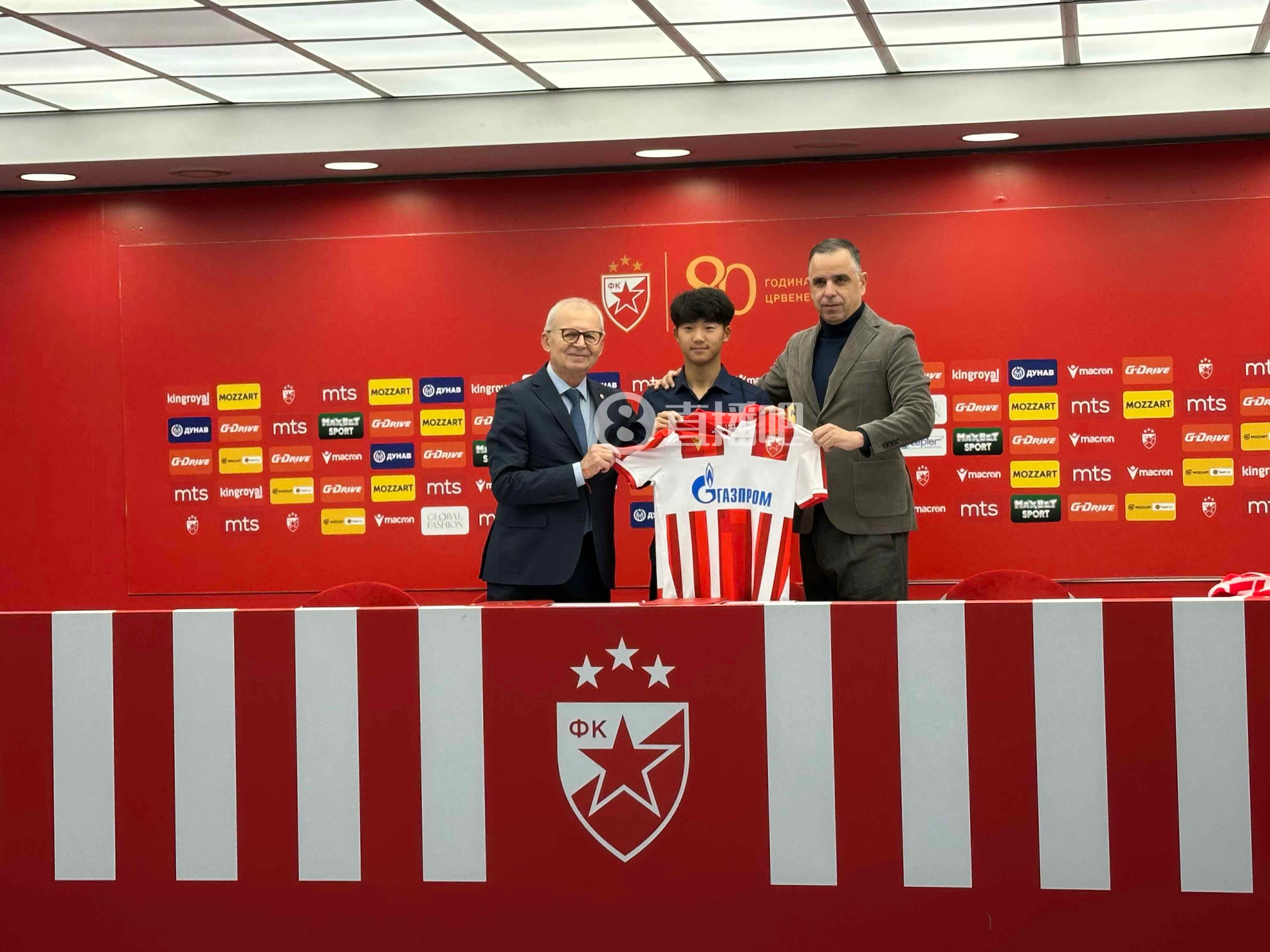 乐鱼体育官方网站-万项致谢：感谢所有帮助过我们的人，我们将脚踏实地继续努力