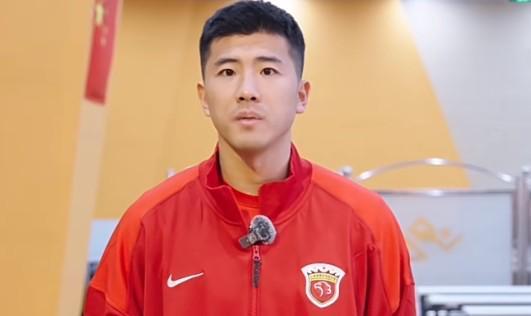 乐鱼体育app-新赛季转战B队，李圣龙：希望把经验传授给年轻队员